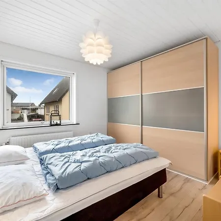 Holiday home Eluisa - 300m From The Sea In Western Jutland By Interhome