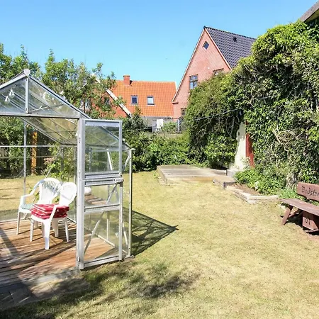 Holiday home Eluisa - 300m From The Sea In Western Jutland By Interhome *